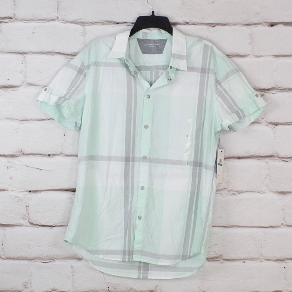 Calvin Klein Other - NEW Calvin Klein Short Sleeve Button Down Shirt L
